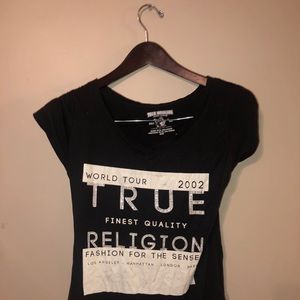 Women’s 2002 true religion tour T-shirts 👚 x2